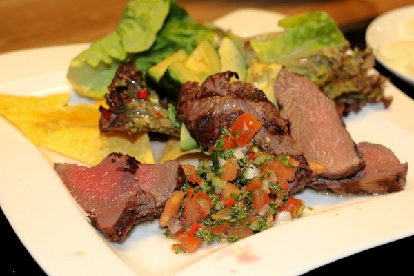 Rezept-Steak-Strauss-Tasmanischer-Pfeffer-Salat-n